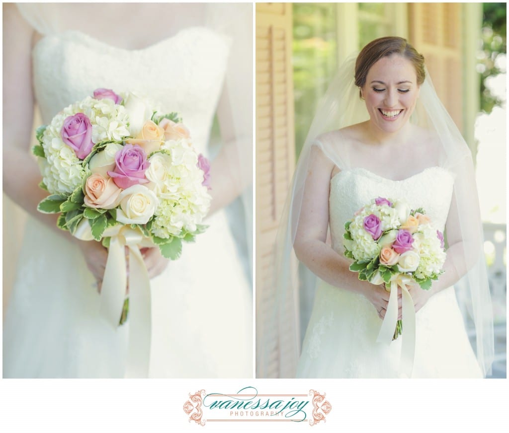 pink and peach wedding bouquet