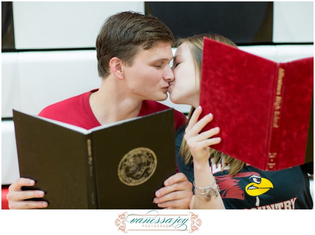 cute engagement photo ideas