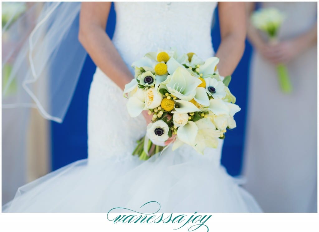 yellow wedding bouquet