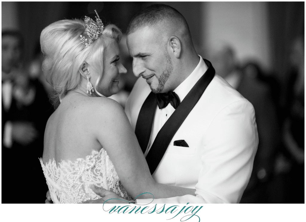 black and white wedding photos