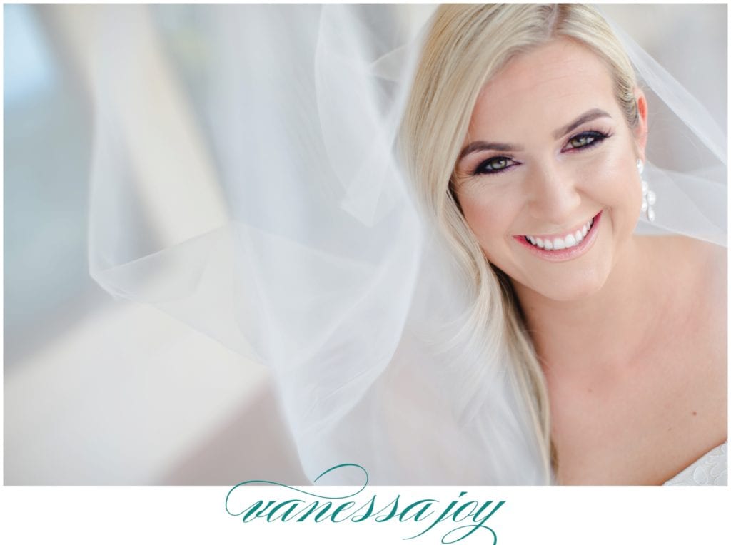 bridal portraits in arizona, bridal details