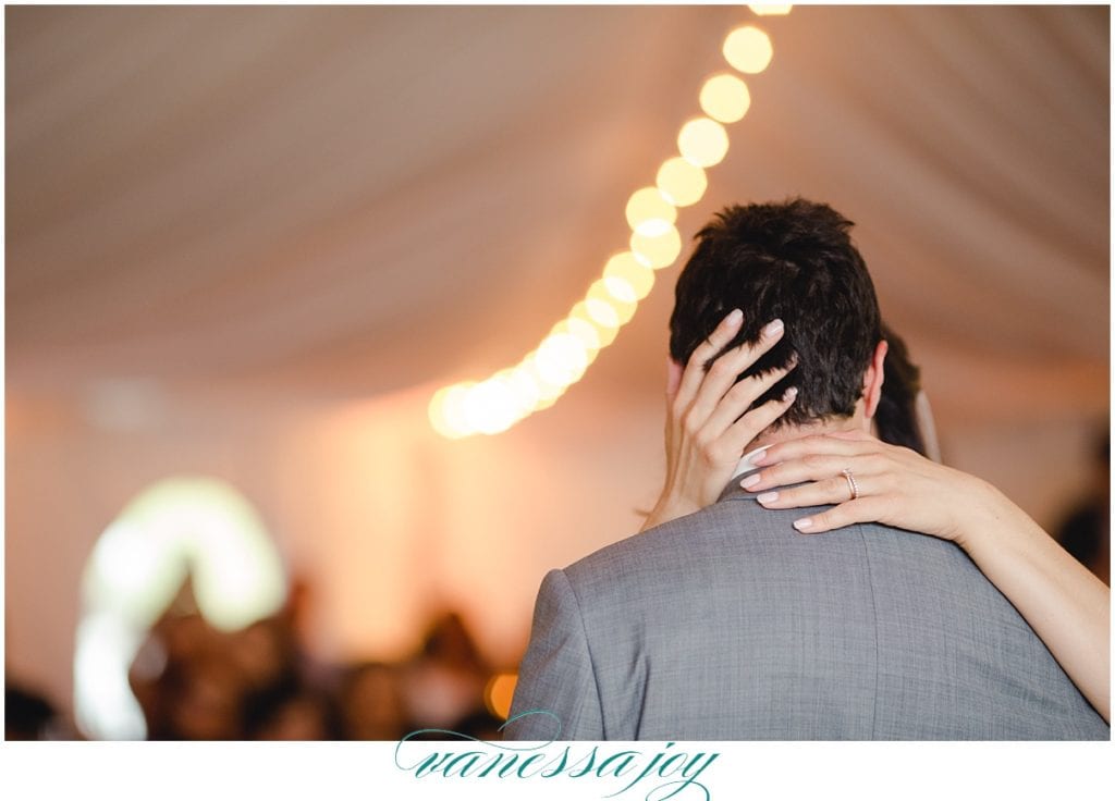 bride and groom first dance