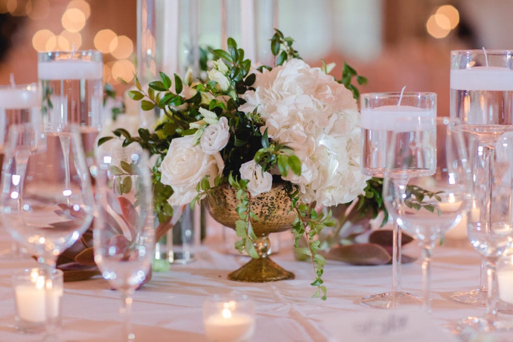 floral centerpiece photography, floral centerpiece inspiration, wedding photography