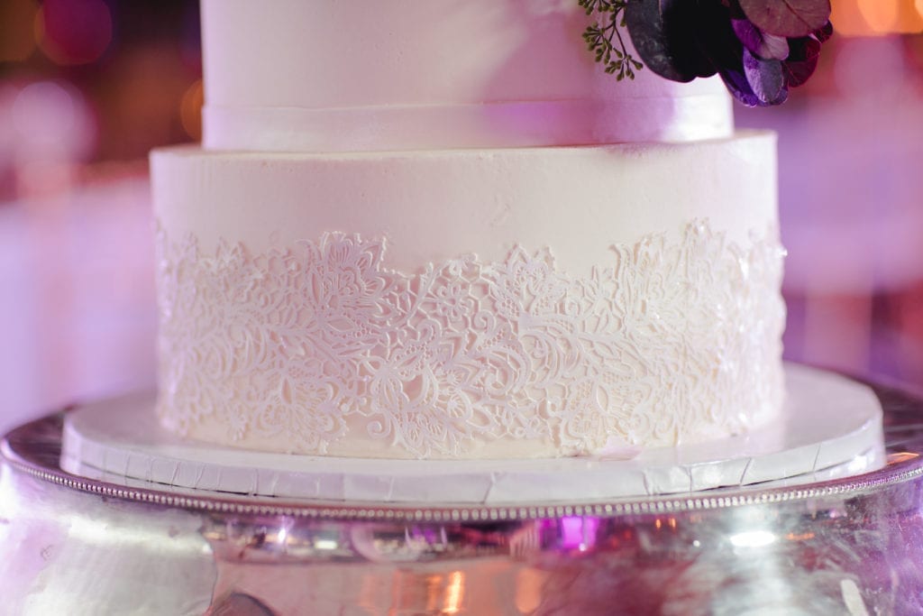 wedding cake details