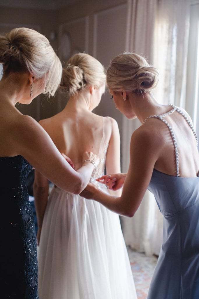 bridal preparation, bridal party getting ready, bridesmaids dresses