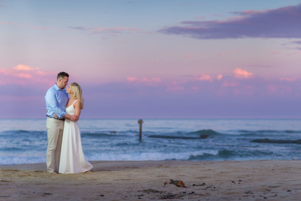 engagement photo, beach engagement photo, engagement photo inspiration, sunset engagement photos