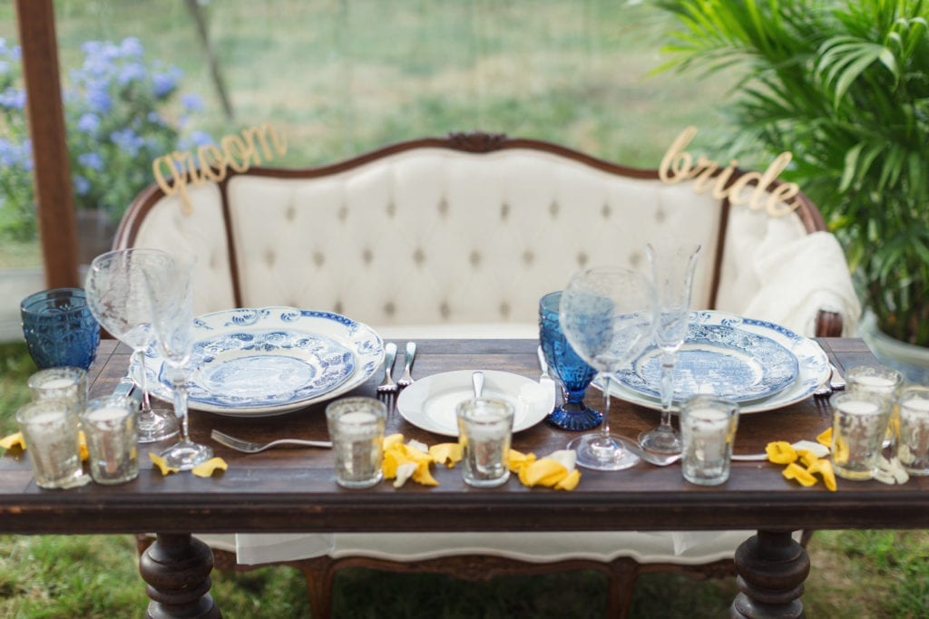 vintage sweetheart table, unique sweetheart table, vintage rustic wedding