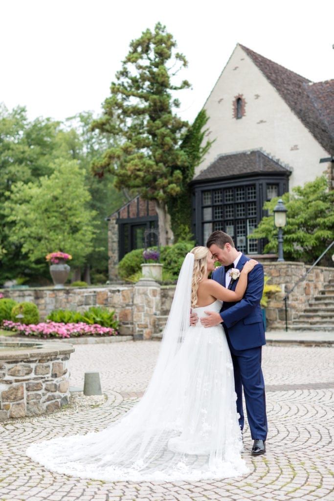 pleasantdale chateau wedding