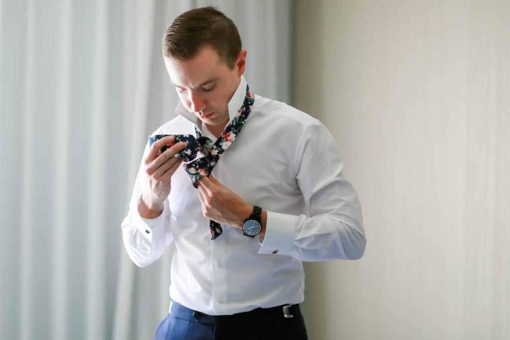 groom prep photography, floral tie