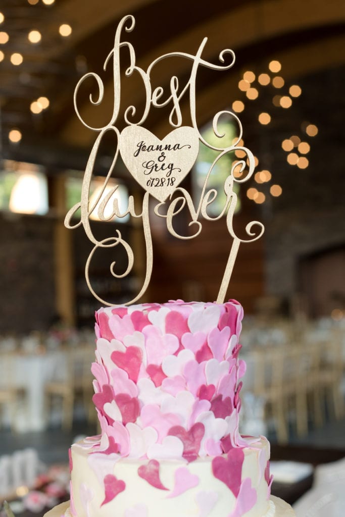 cake topper