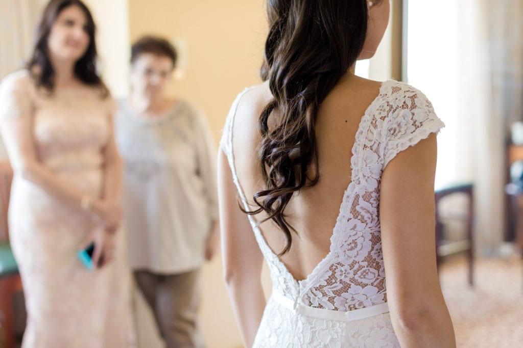 bride detail shots, lace dress back detail