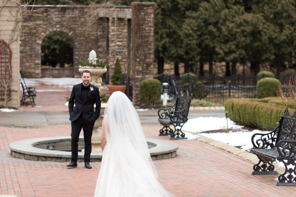 groom seeing his bride for the first time