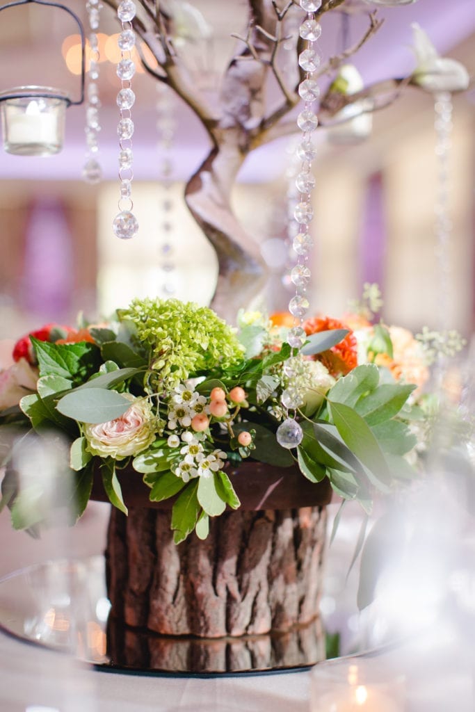 rustic fall wedding elements. wood wedding decor details