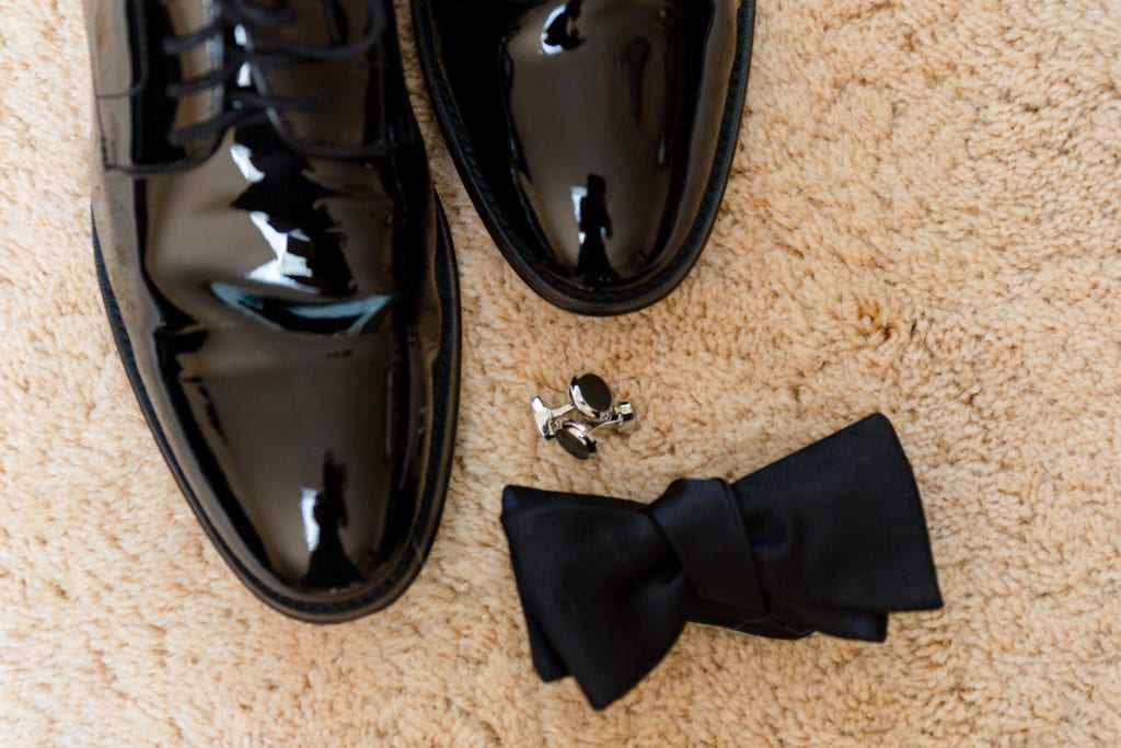 grooms wedding day accessories, grooms cufflinks and bowtie