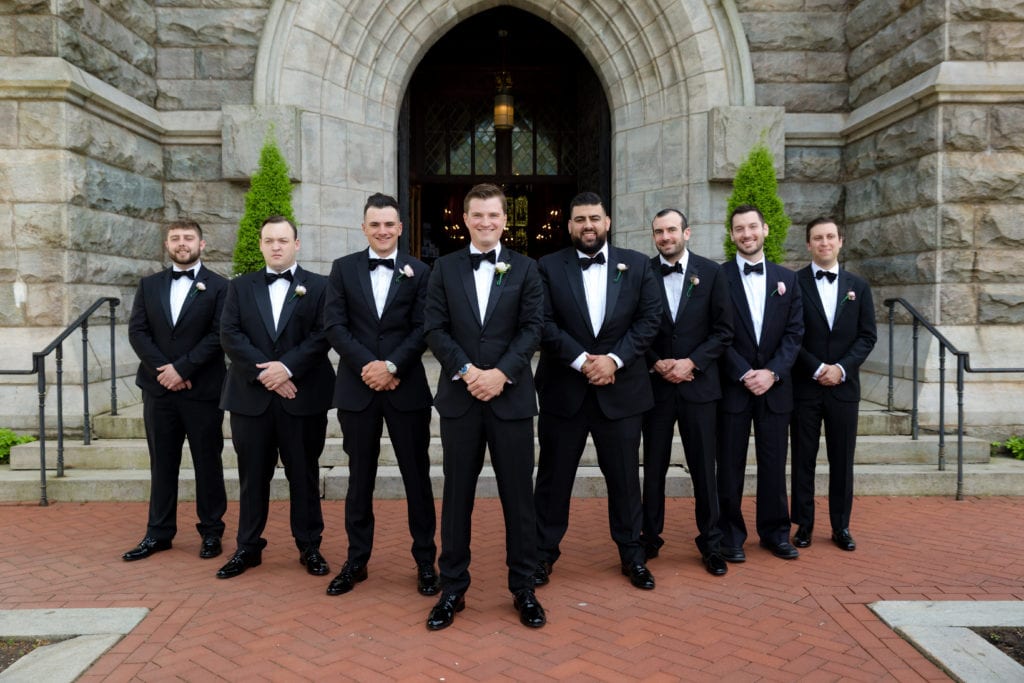 groom and his groomsmen on wedding day, new jersey wedding photographer