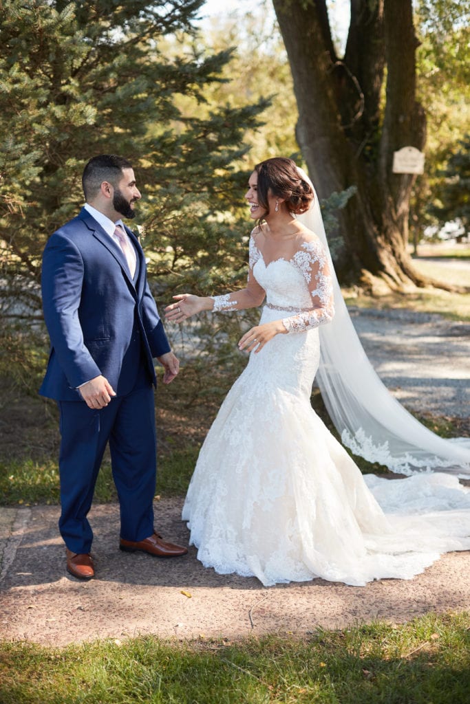 groom seeing his bride for first time