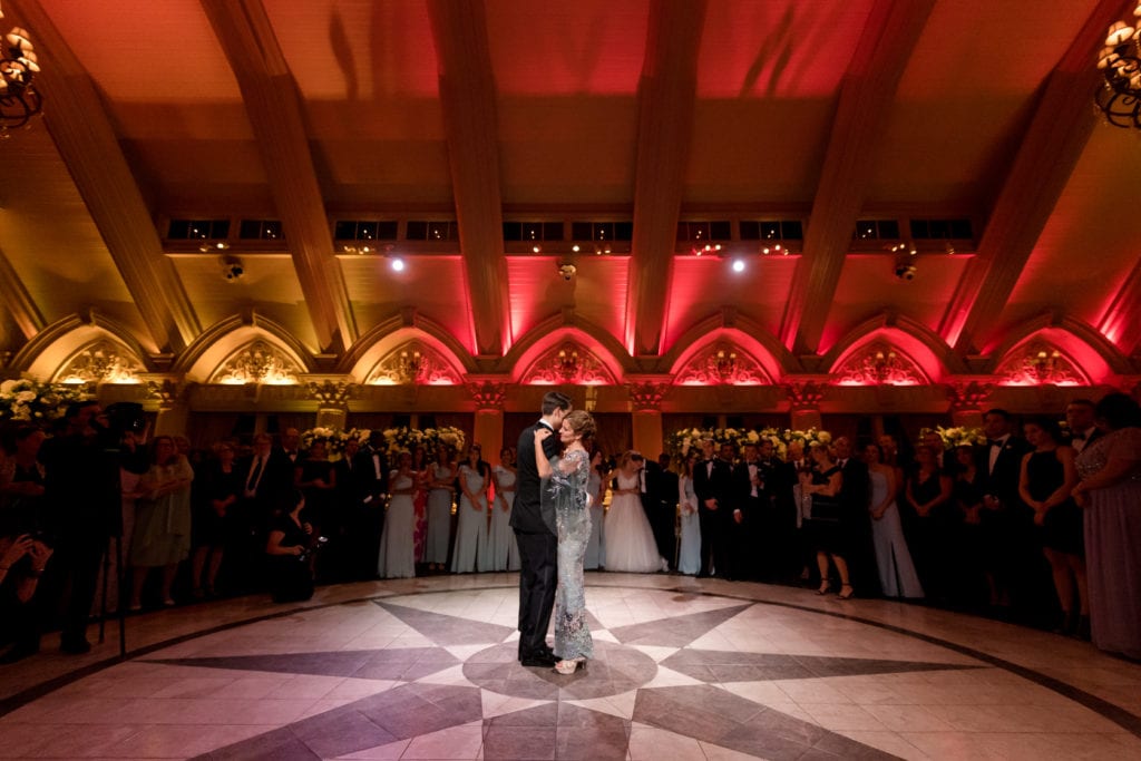 groom and his mothers wedding dance