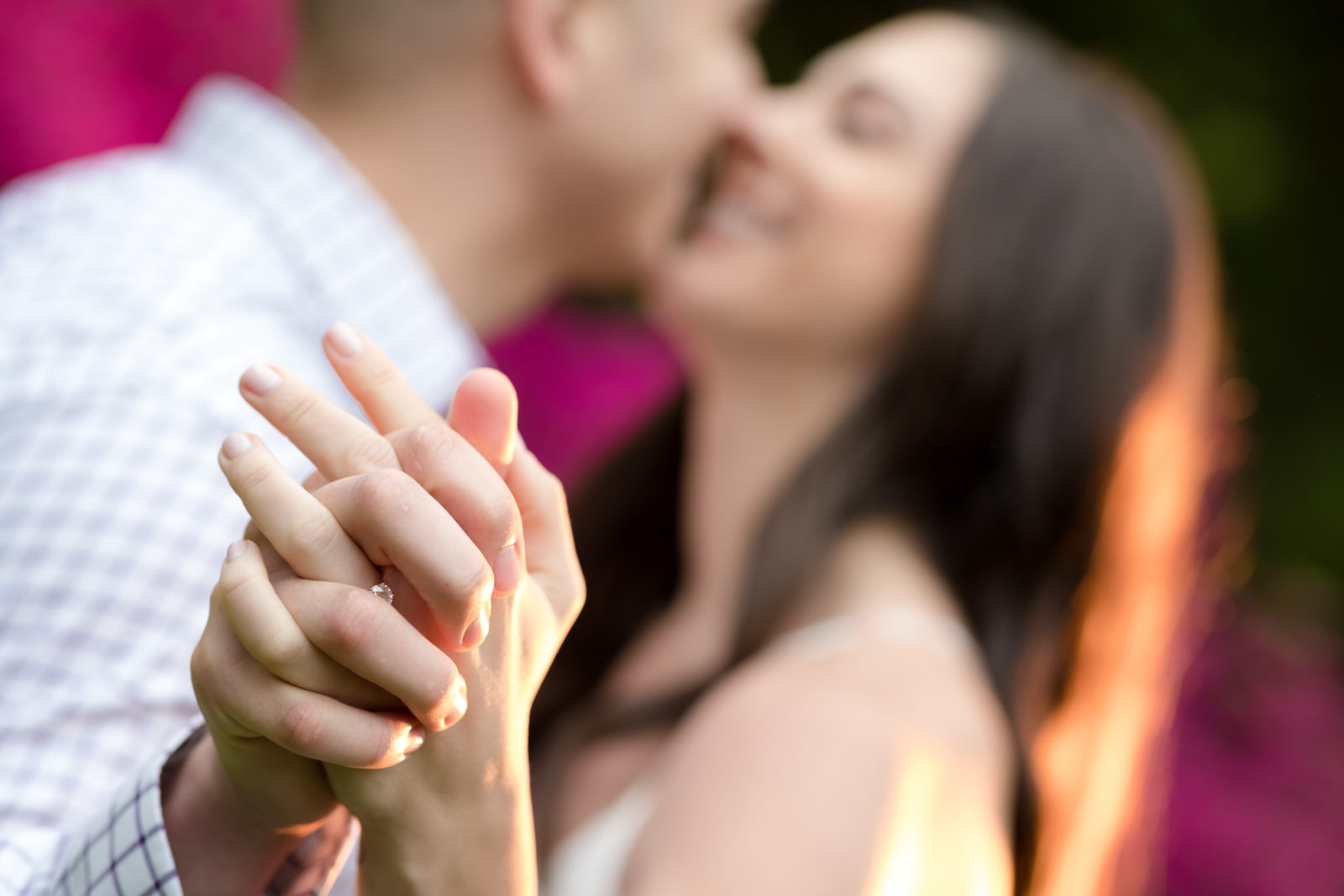 ENGAGED COUPLE SAYEN GARDENS BLURRED BACKGROUND